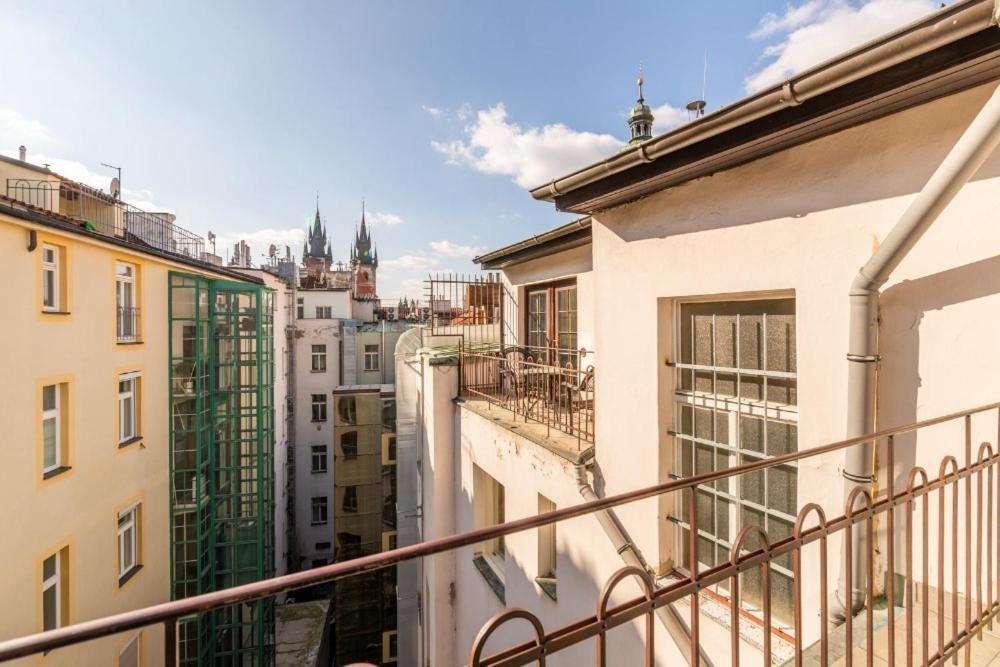 Templova - Old Town Large Apartment With Terrace Prag Exterior foto